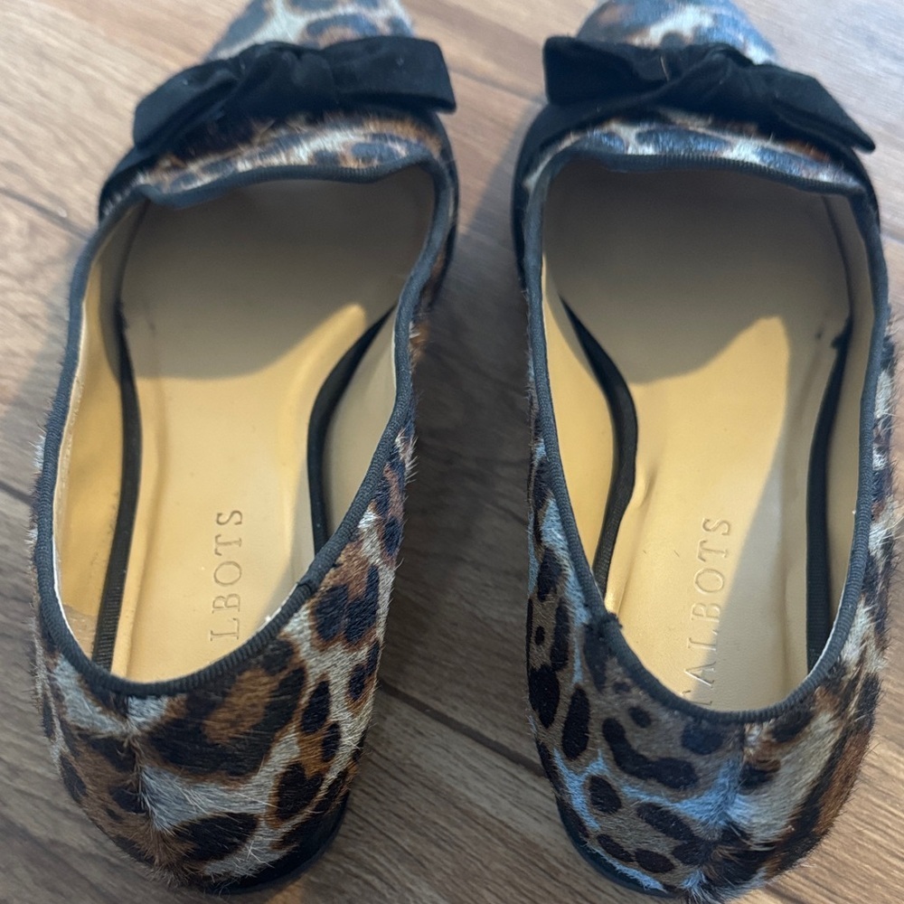 Talbots Animal Print Loafers with Black Bow - Picture 2 of 4